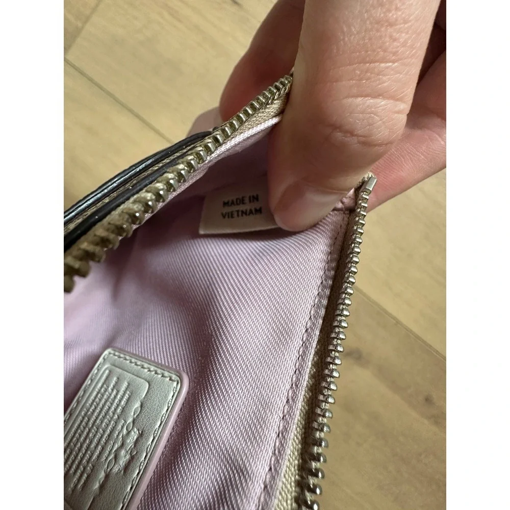Coach Signature Canvas Corner Zip Wristlet Pink Colorblock Leather F58035